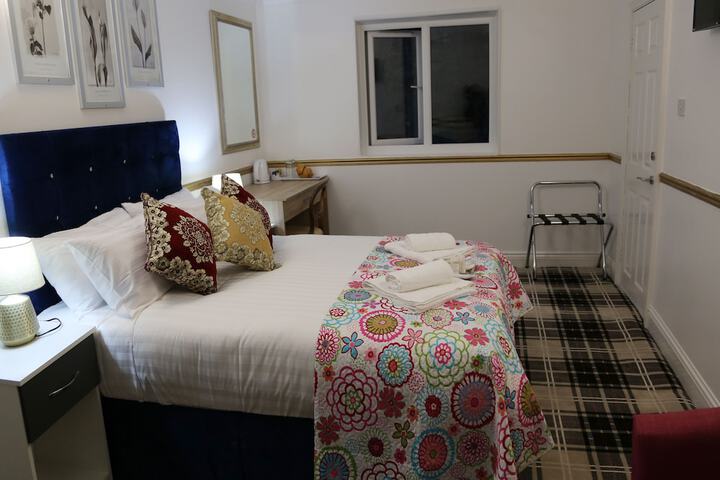 Room 12 of 69