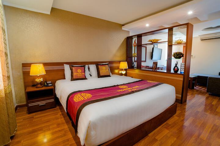 Room 8 of 39