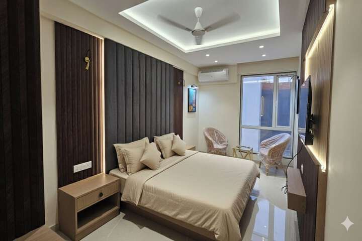 Room 3 of 7