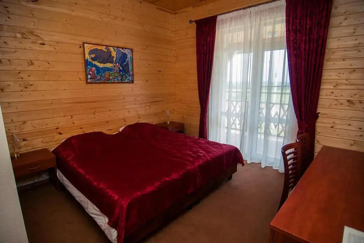 Room 16 of 24