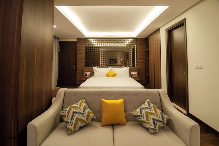 Room 14 of 52