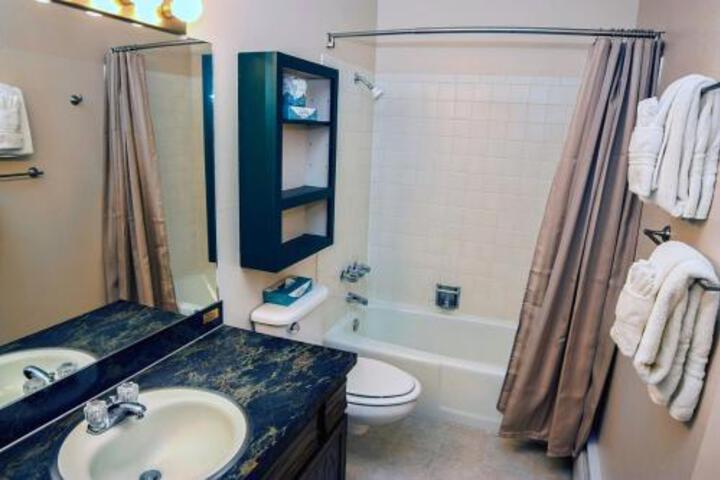 Fawn Valley Inn: 282 in Estes Park, CO