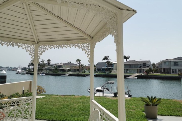 Hotel Exterior 34 of 45