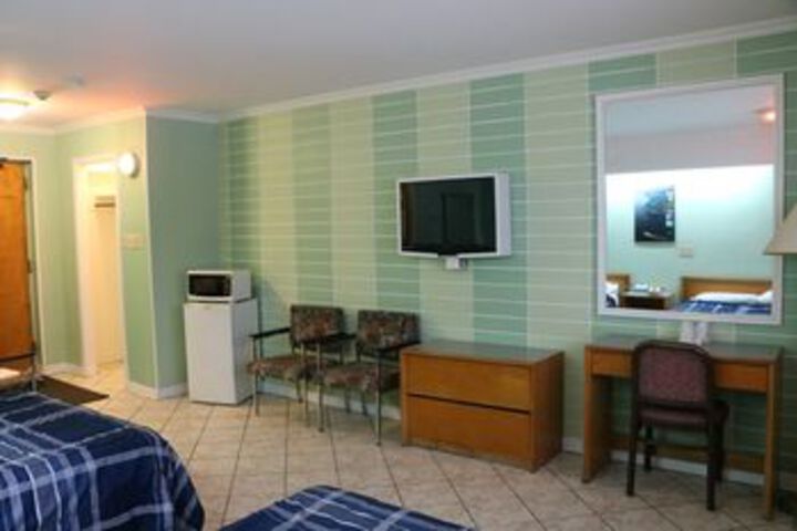 Room 25 of 54