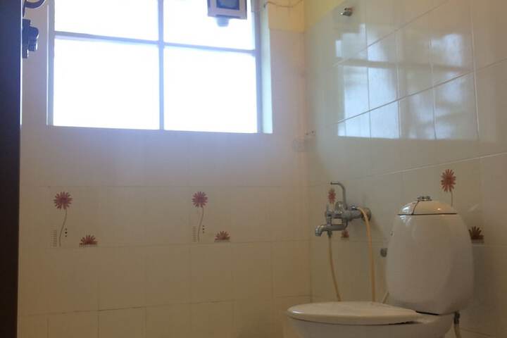 Room 38 of 59