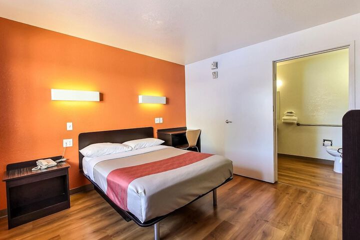 2 Double Beds (20 of 20)