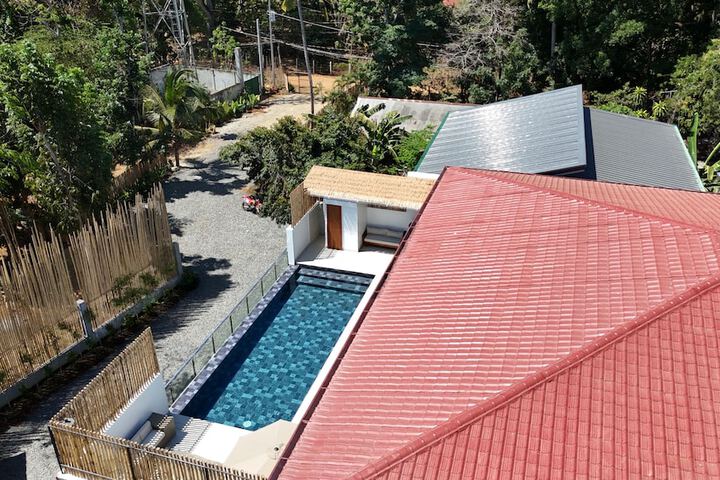 Pool 38 of 56