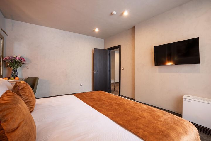 Room 54 of 254