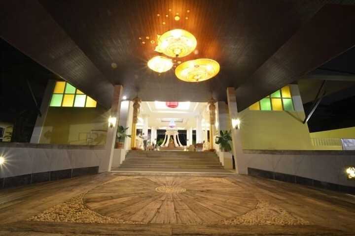 Hotel 2 of 63