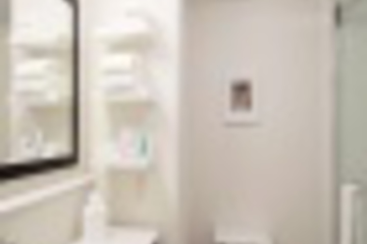 Room 159 of 372