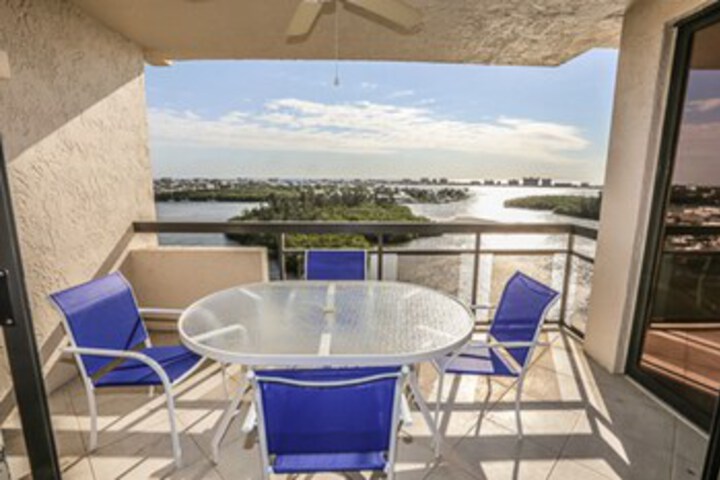 Terrace/Patio 4 of 36