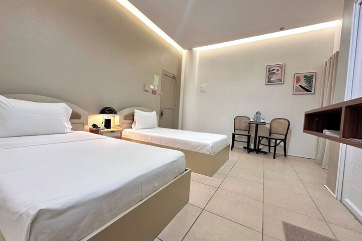 Room 28 of 72