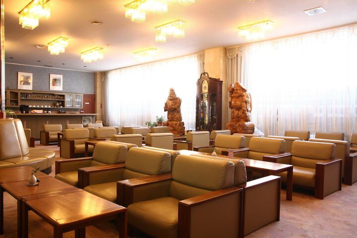 Lobby Entry