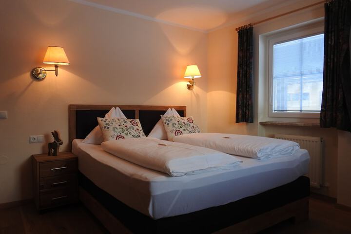 Room 15 of 70