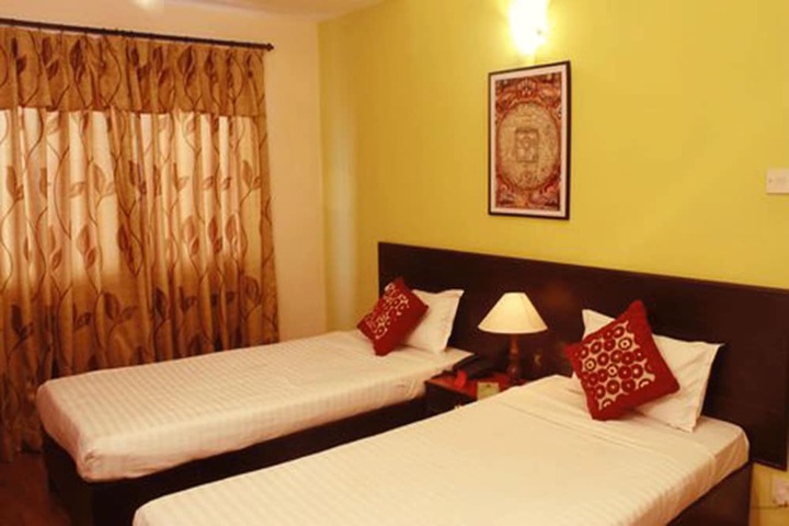Room 16 of 25