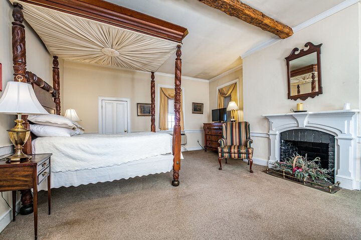 Cedar Creek Guest Room Double Bed (16 of 43)