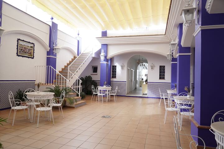 Hotel Exterior 23 of 24