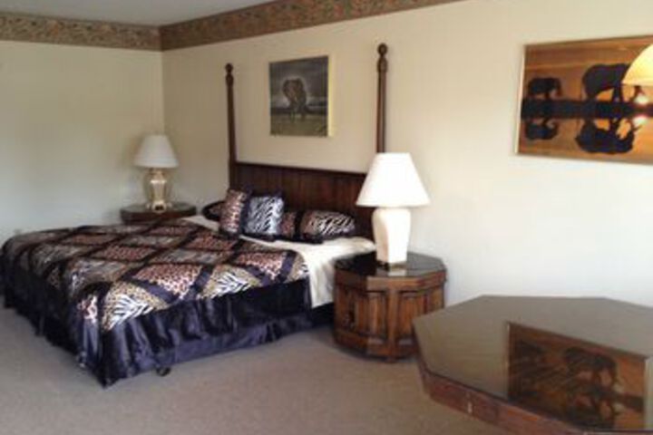 Room 5 of 25