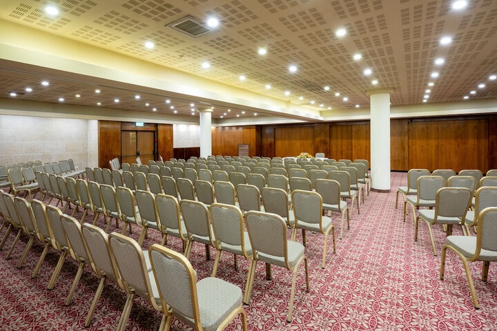 Ballroom/Hall 69 of 82