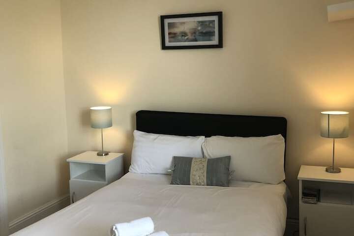 Room 9 of 9