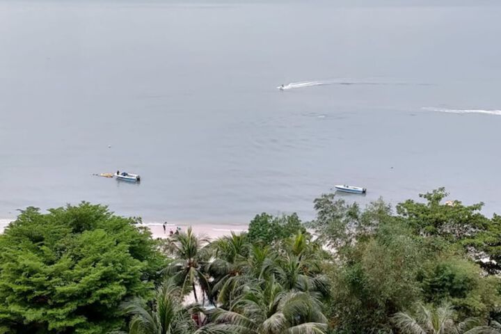 Beach 627 of 650