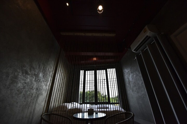 Room 14 of 24