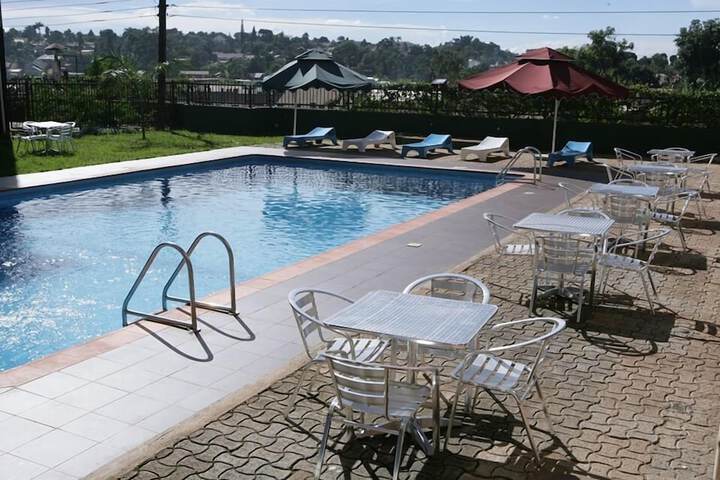 Pool 23 of 43