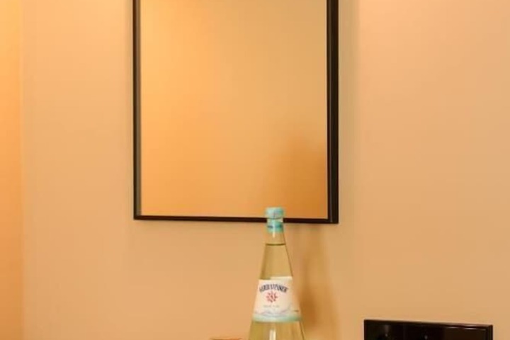 Room 15 of 80