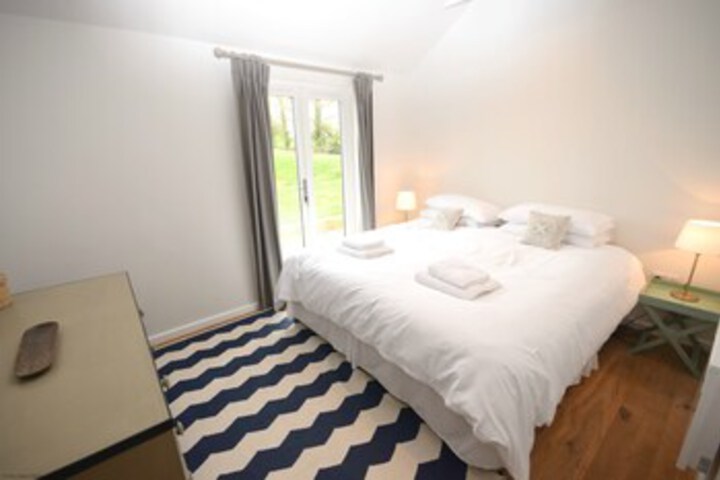 Room 10 of 25