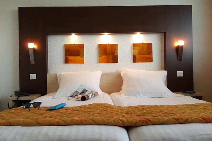 Room 7 of 38