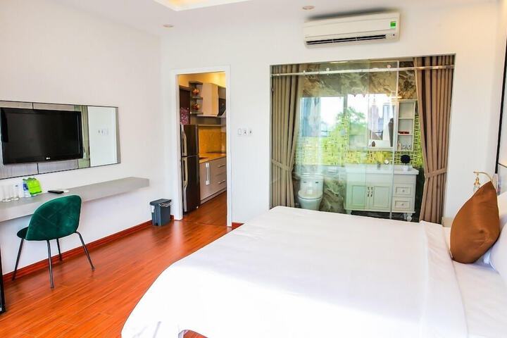 Room 4 of 41