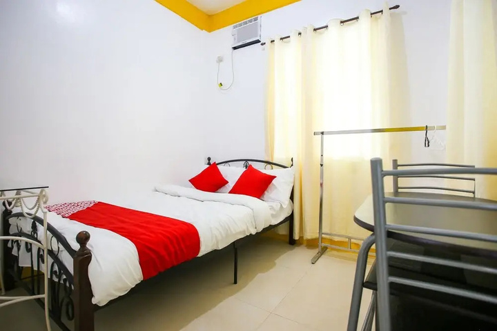 Room 5 of 13
