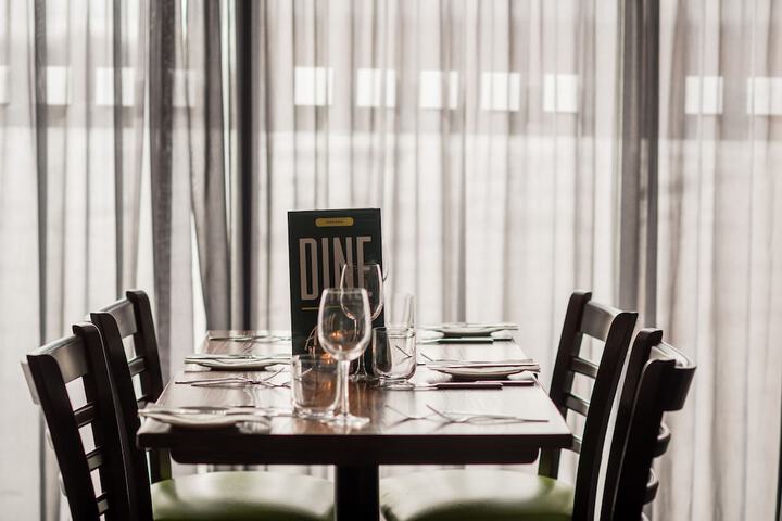 Dining 72 of 162