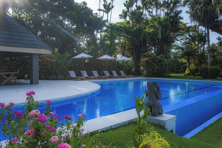Pool 34 of 66