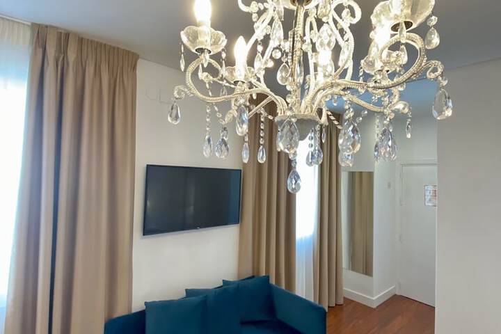 Room 17 of 48