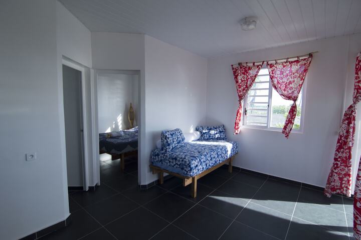 Room 11 of 32