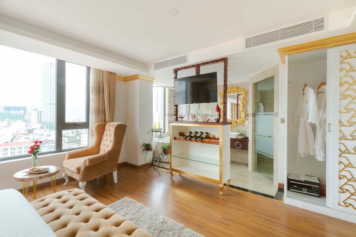 Room 47 of 121