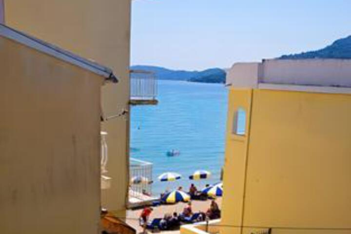 Hotel 7 of 20