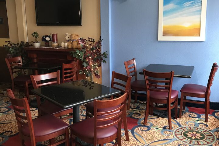 Breakfast area