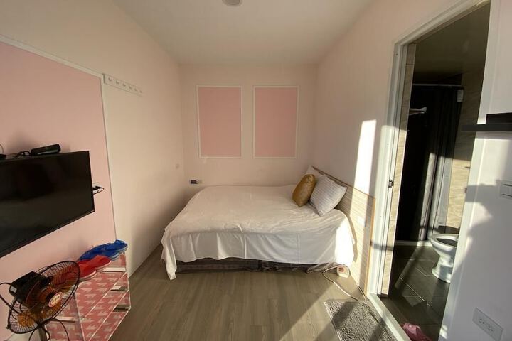 Room 23 of 24