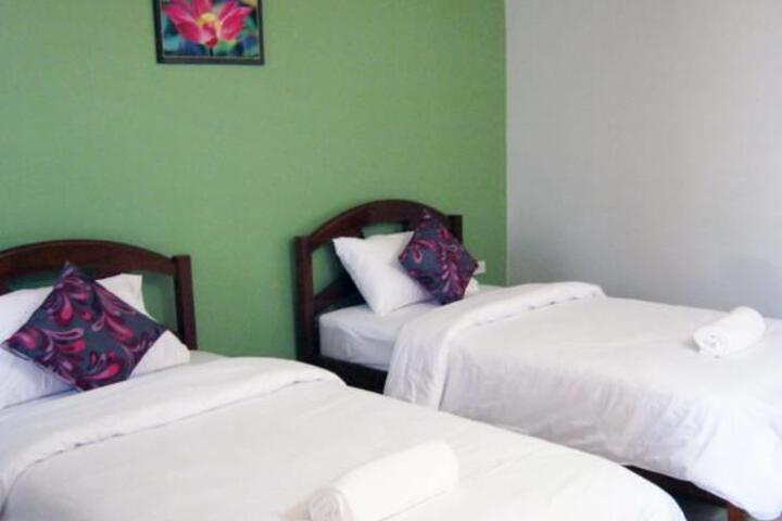 Room 5 of 5