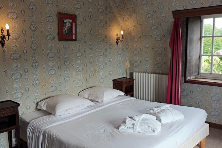 Room 25 of 105