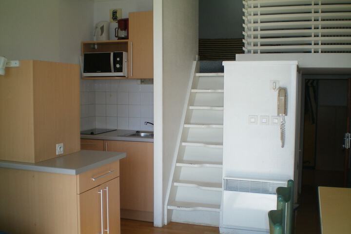 Private kitchenette