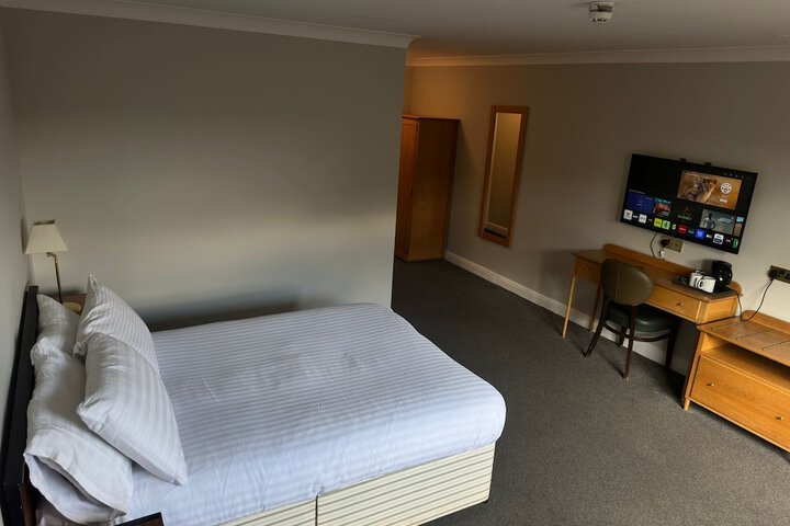 Room 19 of 59