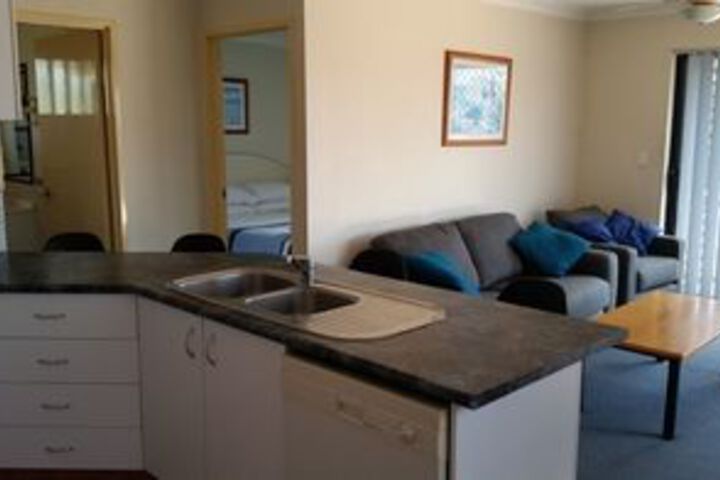 Room 18 of 21