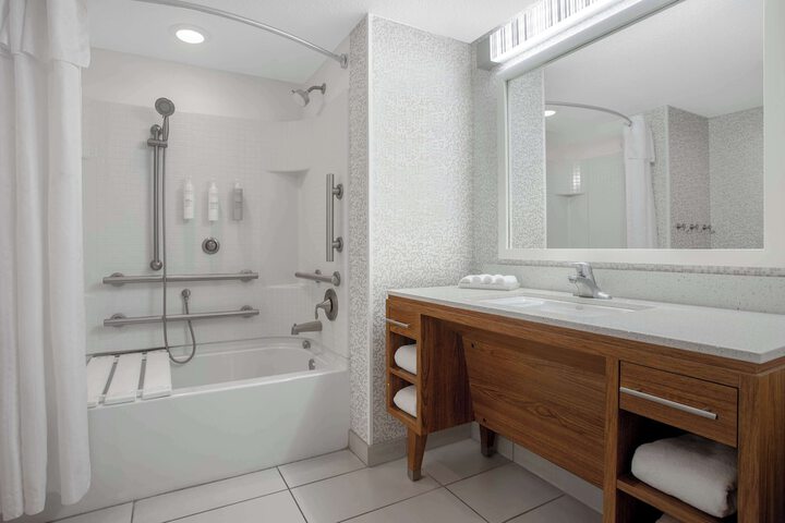 Bathroom shower