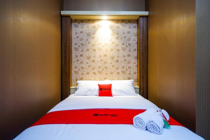RedDoorz near Simpang Tujuh Kudus