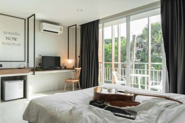 Room 10 of 61
