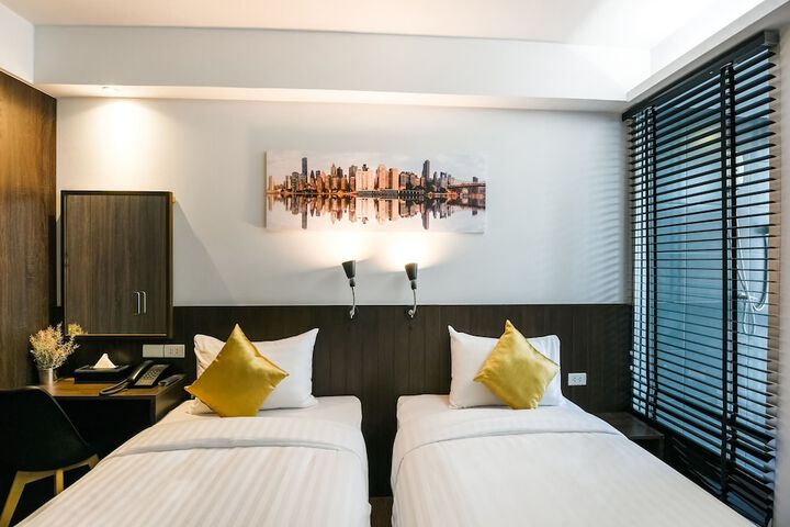Room 7 of 26
