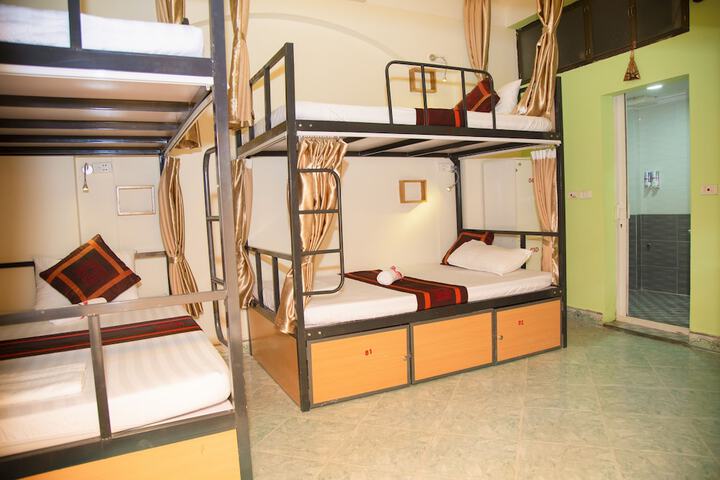 Room 28 of 56